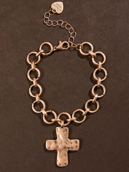 Esther Hammered Cross Charm Bracelet - TULLABEE