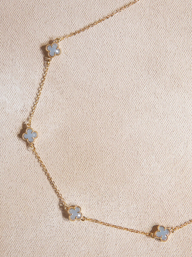 Crystal Clover Charm Necklace Detail 2 - TULLABEE