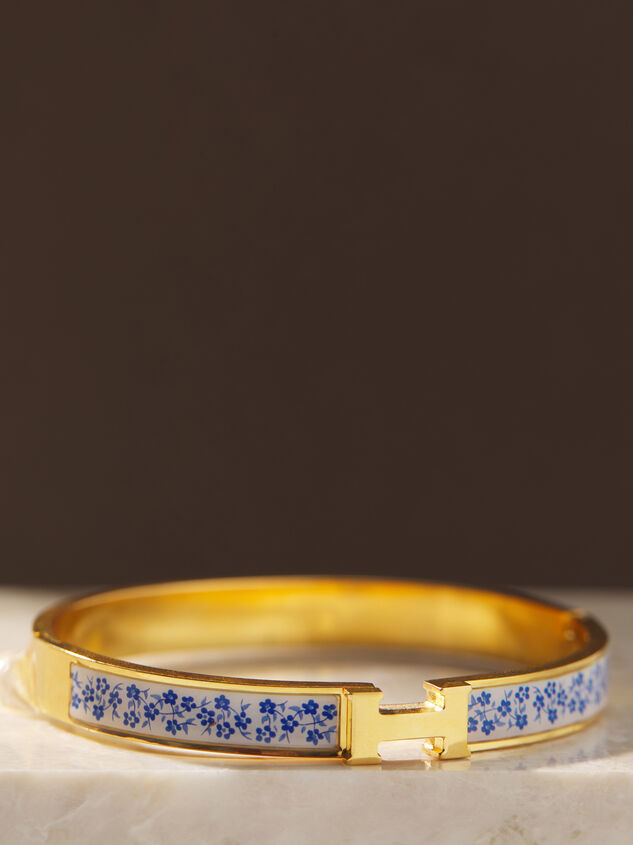H Bangle Bracelet Detail 2 - TULLABEE