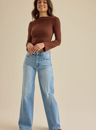 Alina Boatneck Fitted Top - TULLABEE