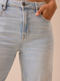 Denver Straight Leg Jeans Detail 3 - TULLABEE