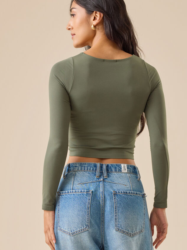 Everyday Seamless Long Sleeve Top Detail 4 - TULLABEE