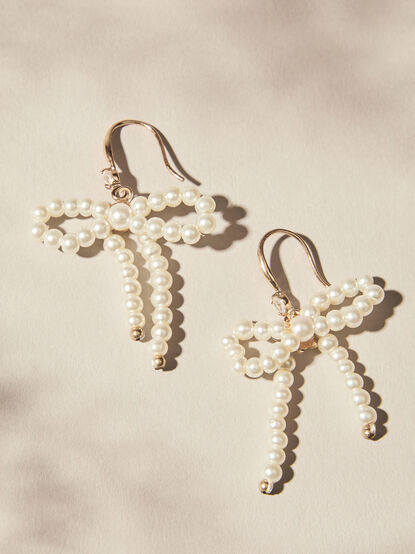 Pearl Bow Dangle Earrings - TULLABEE