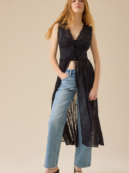 Quinn Eyelet Kimono - TULLABEE