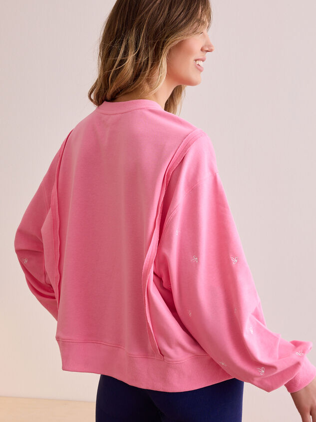 Bow With The Flow Stitched Oversized Pullover Detail 5 - TULLABEE