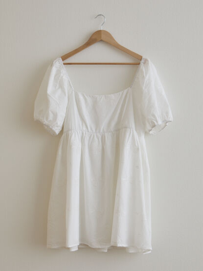 Meara Eyelet Bow Dress - TULLABEE