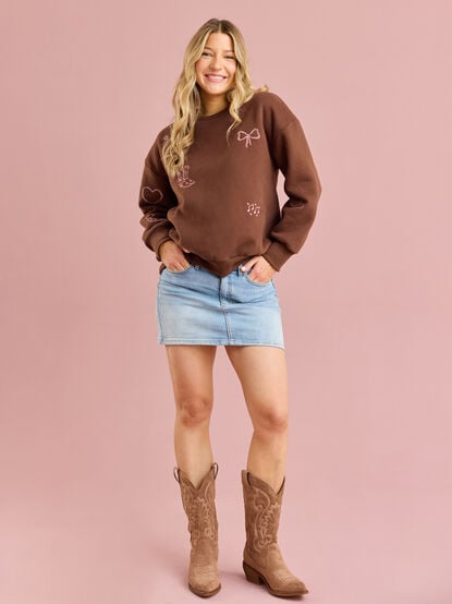 Cowgirl Icons Embroidered Mama Sweatshirt - TULLABEE