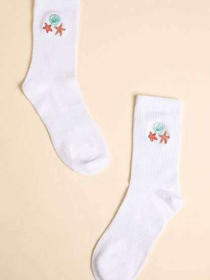 Embroidered Seashell Crew Sock - TULLABEE