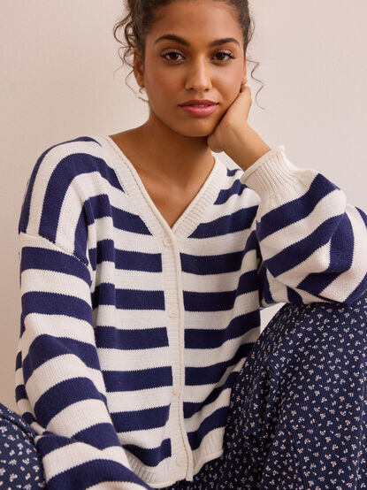 Homecoming Striped Cardigan Sweater - TULLABEE