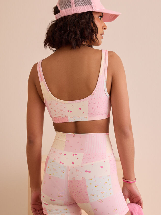 Power Stride Patchwork Sports Bra Detail 4 - TULLABEE