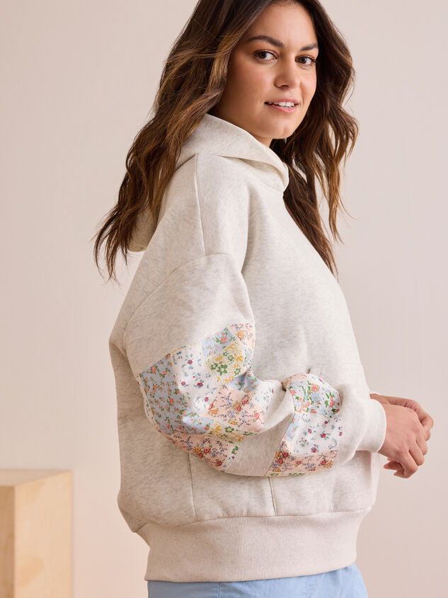 Champ Patchwork Hoodie Detail 4 - TULLABEE