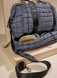 On The Go Gingham Quilted Tote Detail 4 - TULLABEE