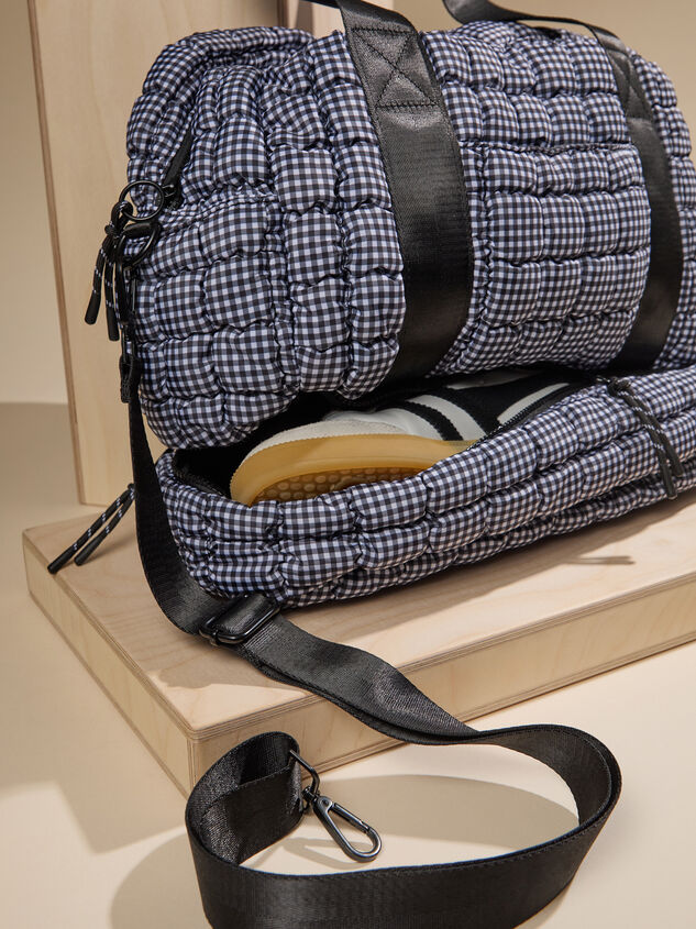 On The Go Gingham Quilted Tote Detail 4 - TULLABEE