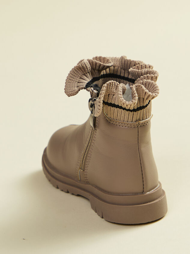 Rylee Ruffle Booties Detail 2 - TULLABEE