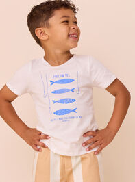 Faithful Fisherman Graphic Tee - TULLABEE