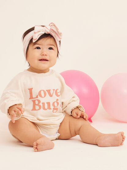 Discount baby clothing clearance