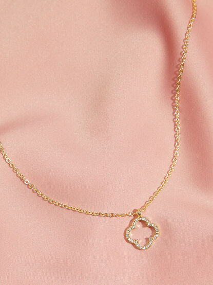 Dainty Clover Charm Necklace - TULLABEE