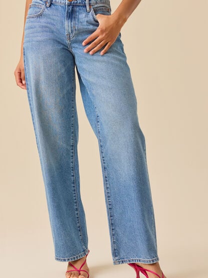 Kelley Straight Leg Jeans - TULLABEE