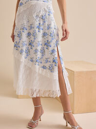 Kaicy Lace Midi Skirt Detail 2 - TULLABEE