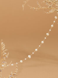 Dainty Pearl Stone Choker Necklace Detail 3 - TULLABEE