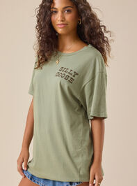 Silly Goose Oversized Graphic Tee Detail 5 - TULLABEE