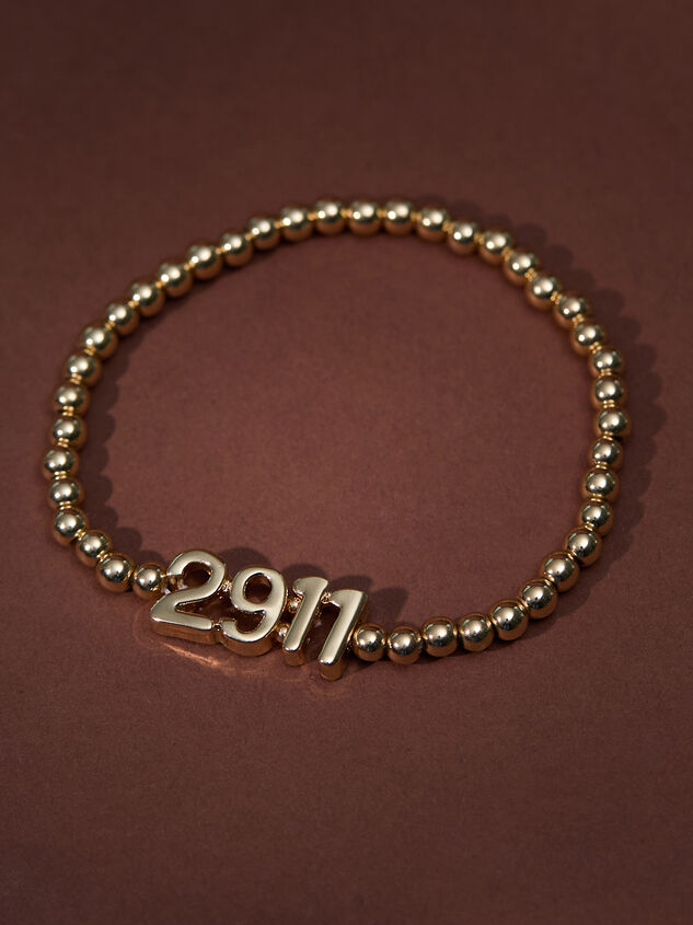 29:11 Gold Bead Bracelet Detail 2 - TULLABEE