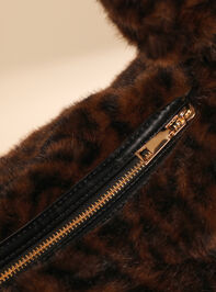 Elsie Fur Leopard Knot Tote Detail 4 - TULLABEE