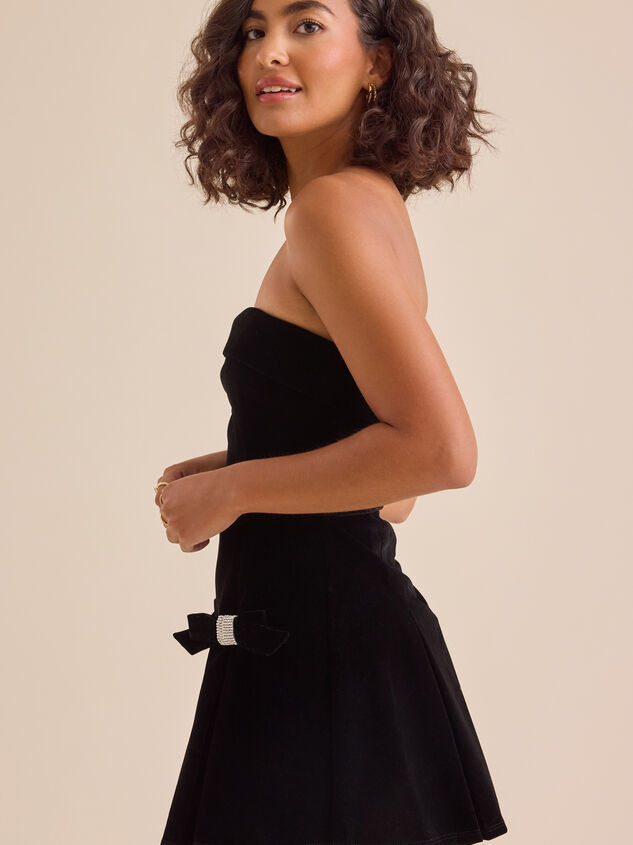 Emberlynn Strapless Bow Romper Detail 5 - TULLABEE