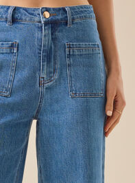 Lyra Crop Flare Jean Detail 3 - TULLABEE