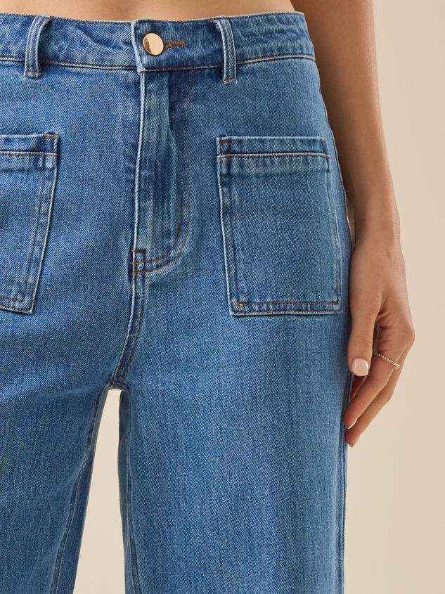Lyra Crop Flare Jean Detail 3 - TULLABEE