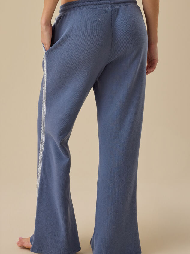 Lylah Lounge Pant Detail 6 - TULLABEE