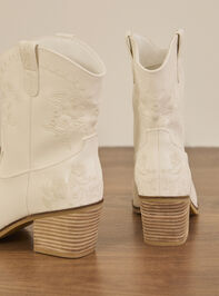 Melodi Wide Width Booties Detail 4 - TULLABEE