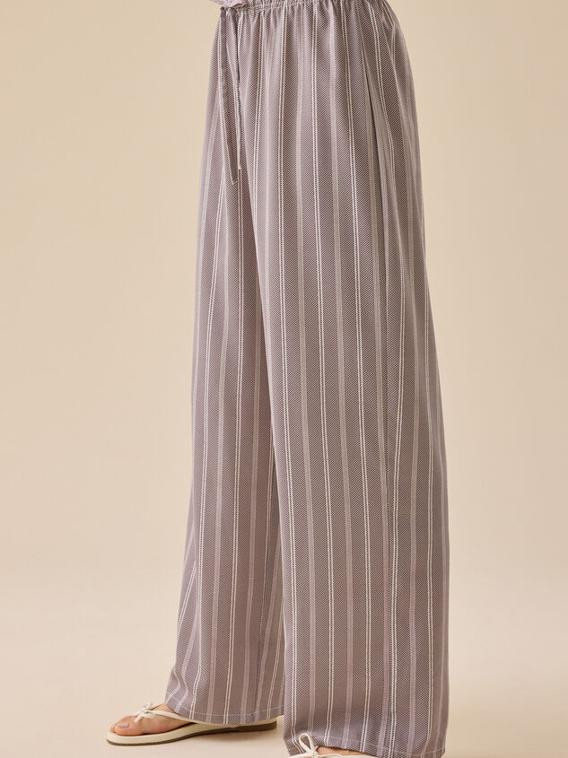 Jaylyn Striped Pants Detail 4 - TULLABEE