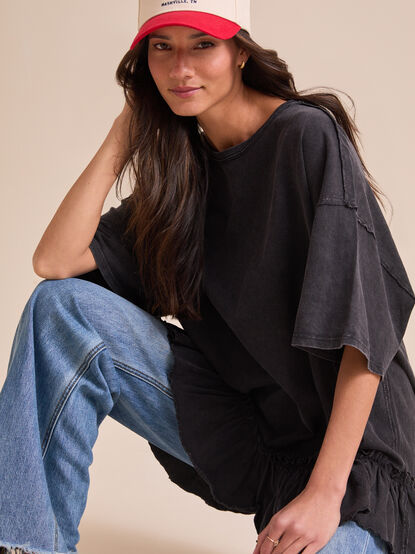 Erin Ruffle Tunic Top - TULLABEE