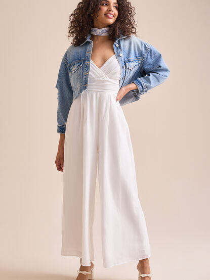 Monroe Flutter Sleeve Jumpsuit - TULLABEE
