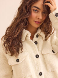 Warm Serenity Sherpa Jacket Detail 2 - TULLABEE