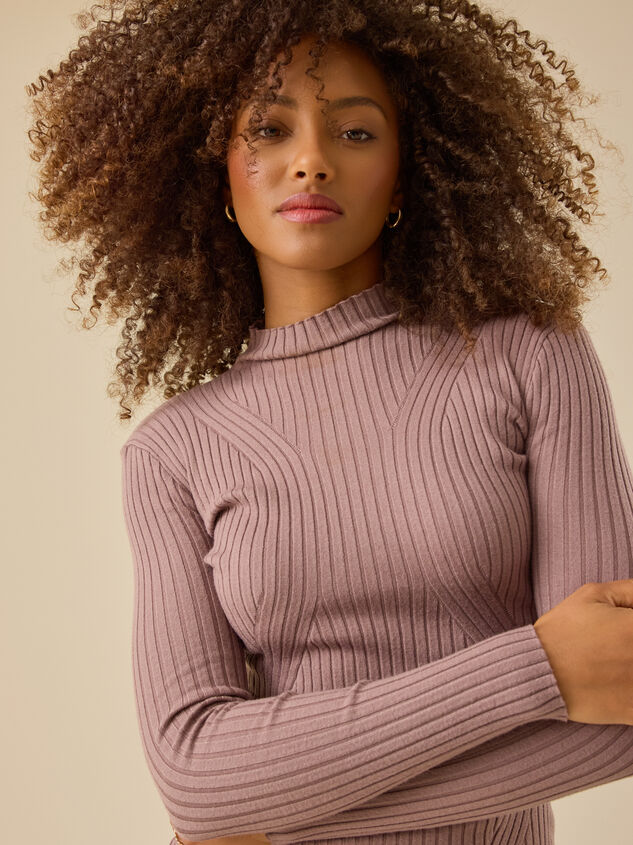 Embry Knit Midi Dress Detail 3 - TULLABEE