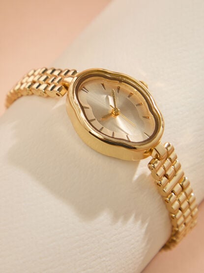 Gold Oblong Link Watch - TULLABEE