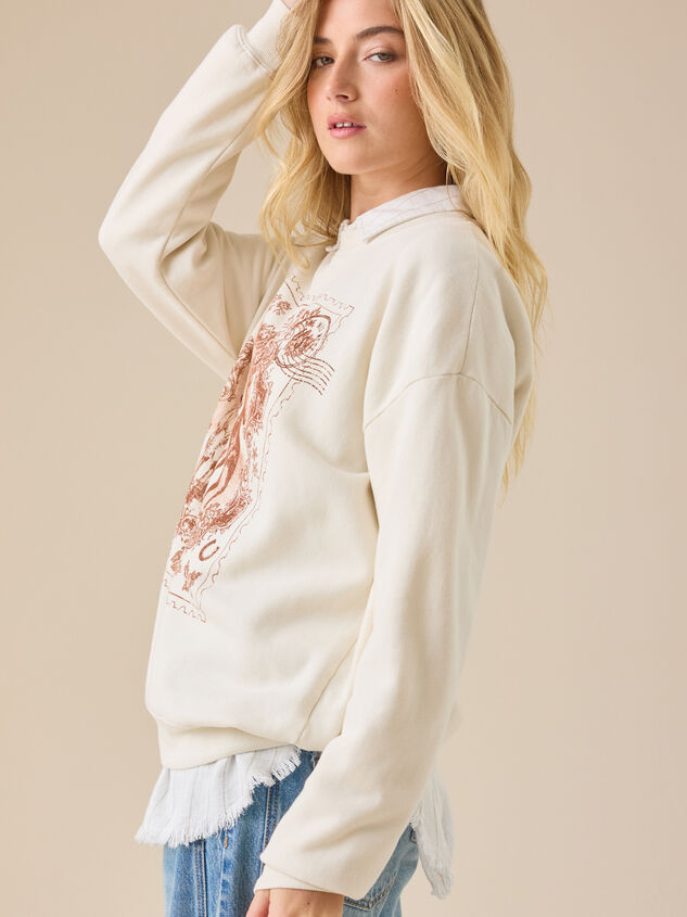 Horse Stamp Graphic Sweatshirt Detail 3 - TULLABEE