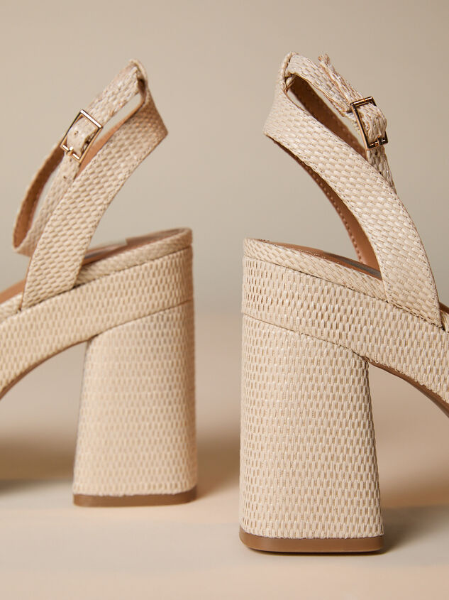 Whisora Rattan Crossover Wedge Detail 4 - TULLABEE