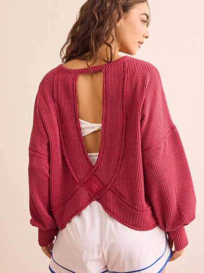 Urban Unwind Open Back Long Sleeve - TULLABEE