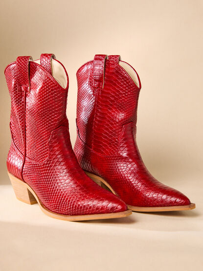 Karlie Western Boot - TULLABEE
