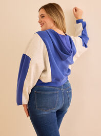 Supersoft Color Block Hoodie Detail 4 - TULLABEE