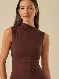 Remi Fitted Maxi Dress Detail 3 - TULLABEE