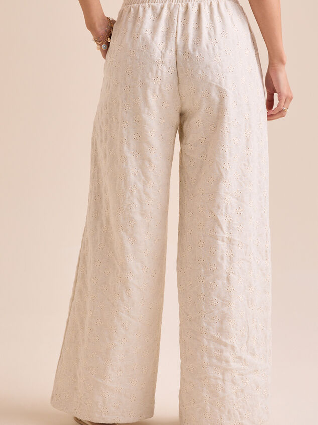Dolly Eyelet Pants Detail 5 - TULLABEE