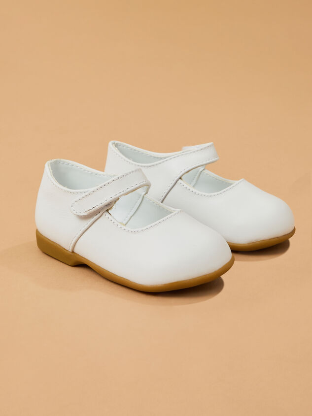 Soren Dress Shoe Detail 2 - TULLABEE