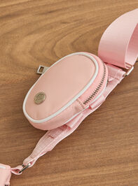 The Sidekick Crossbody Detail 3 - TULLABEE