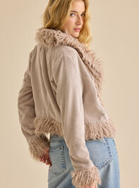 Pamela Fur Trim Jacket Detail 5 - TULLABEE