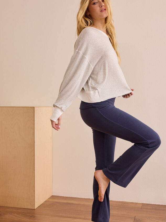 Open Horizon Long Sleeve Detail 5 - TULLABEE