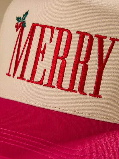 Mistletoe Merry Trucker - TULLABEE